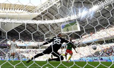 Camerún y Serbia empataron en un partidazo que los complica pensando en la clasificación