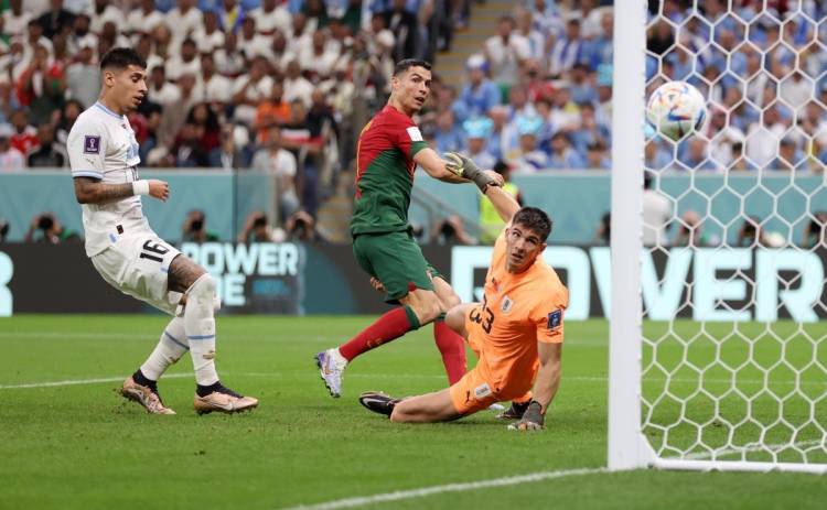 Portugal venció a Uruguay y clasificó a octavos de final del Mundial