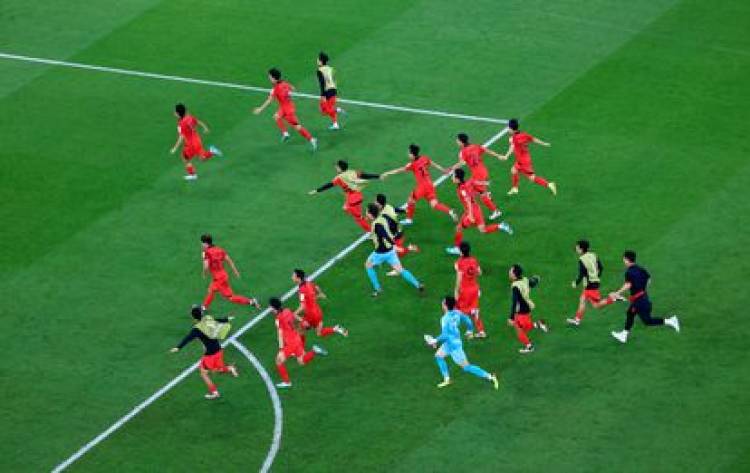 Corea del Sur venció a Portugal, ambos clasificaron y dejaron afuera a Uruguay