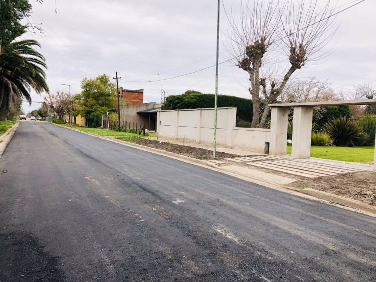 SE CONCRETARON MÁS OBRAS DE ASFALTO EN MAGDALENA 
