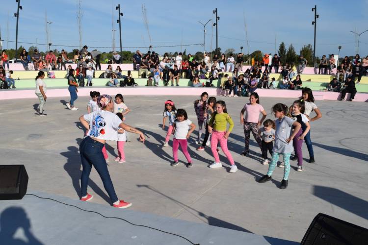 DÍA DE LA PRIMAVERA EN EL ANFITEATRO