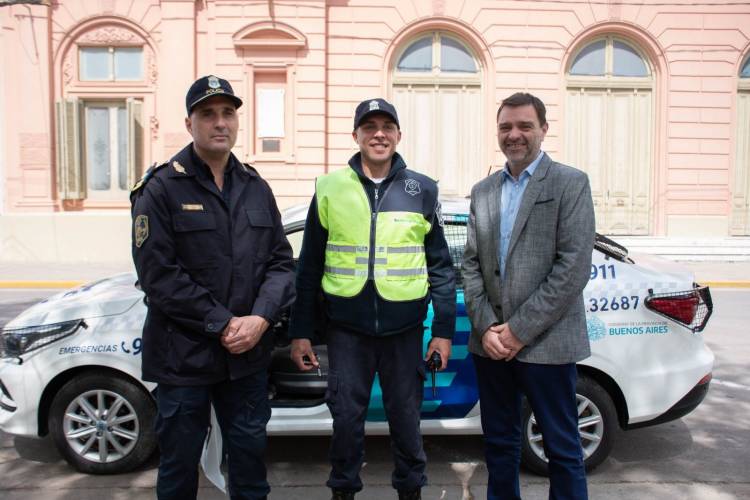 EL MUNICIPIO PRESENTÓ DOS NUEVOS PATRULLEROS PARA FORTALECER LA SEGURIDAD